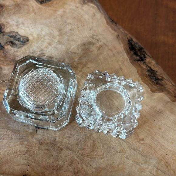 Set of 2 Vintage Crystal Salt Cellars - Picture 3 of 3
